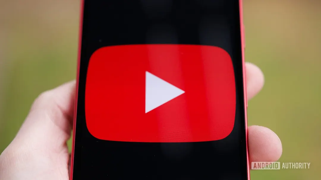 YouTube tests comments sidebar on desktop, users push back
