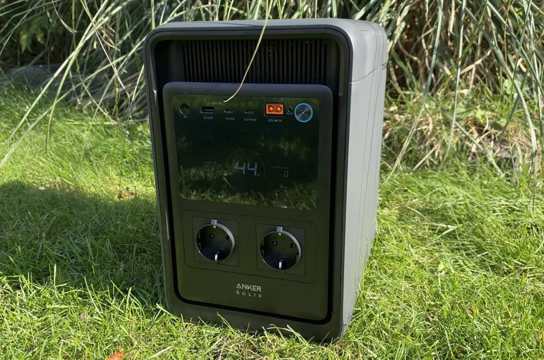 Anker Solix S2000 review: the lightest 2 kWh power station
