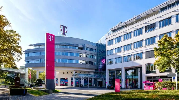 Deutsche Telekom dashes vendor hopes for big mobile uplink spending