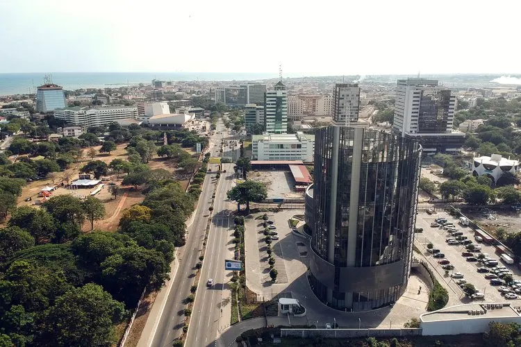 Ghana awards 5G licenses to Telecel and MTN after monopoly model fails