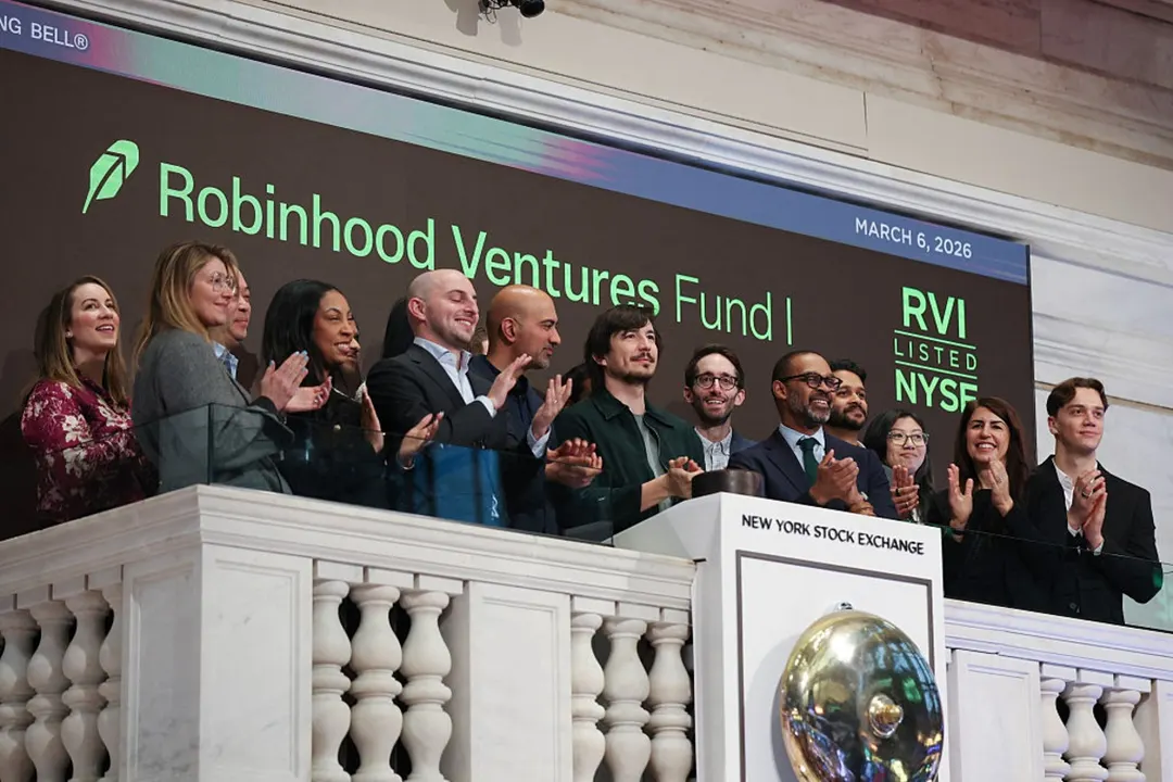 Robinhood buys $25M in Bitcoin for its own balance sheet