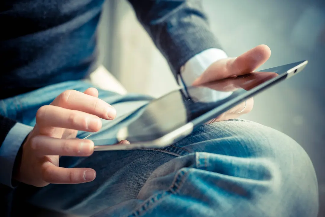 Aylo backs Apple's device-based age assurance in Australia