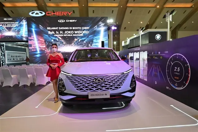 UK weighs tariffs on Chinese EVs over EU exclusion fears