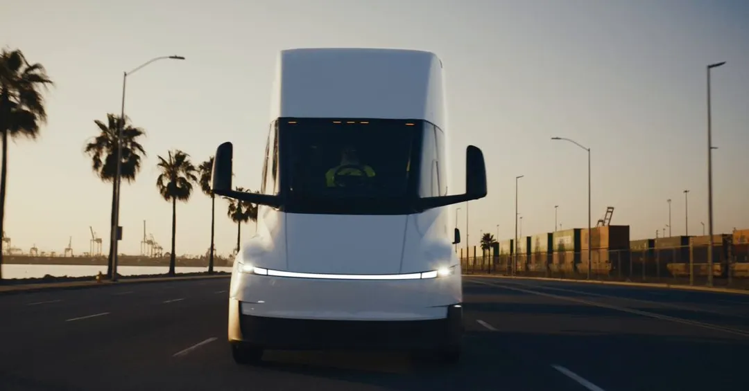 Tesla files permit for Semi service center in Las Vegas