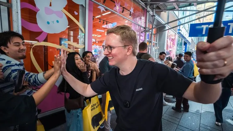 Insta360 opens first US flagship store as DJI faces FCC restrictions