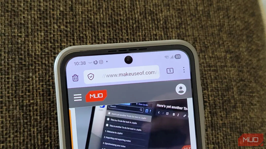 Chrome for Android tests hiding the bottom navigation bar