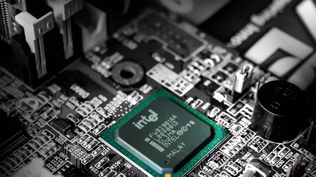 Intel reportedly launching new CPUs on old LGA 1700 socket with DDR4 support