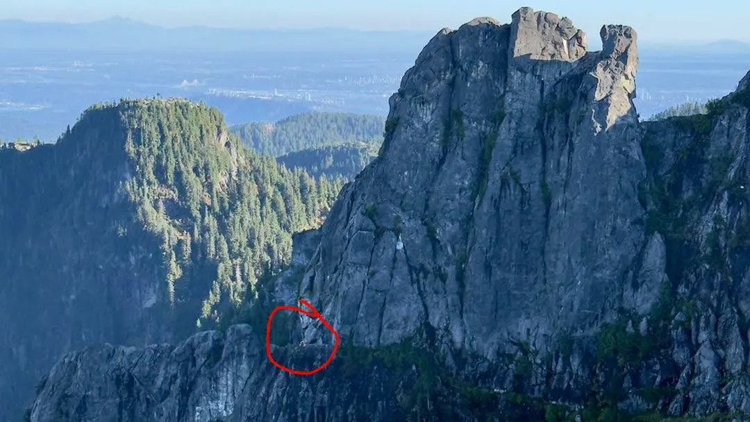Teen used AI to plan hike, got stranded on Canadian cliff