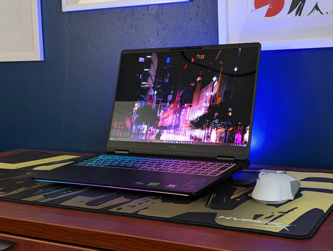 HP HyperX Omen Max 16 review: RTX 5090 at 175 W with a 460 W adapter