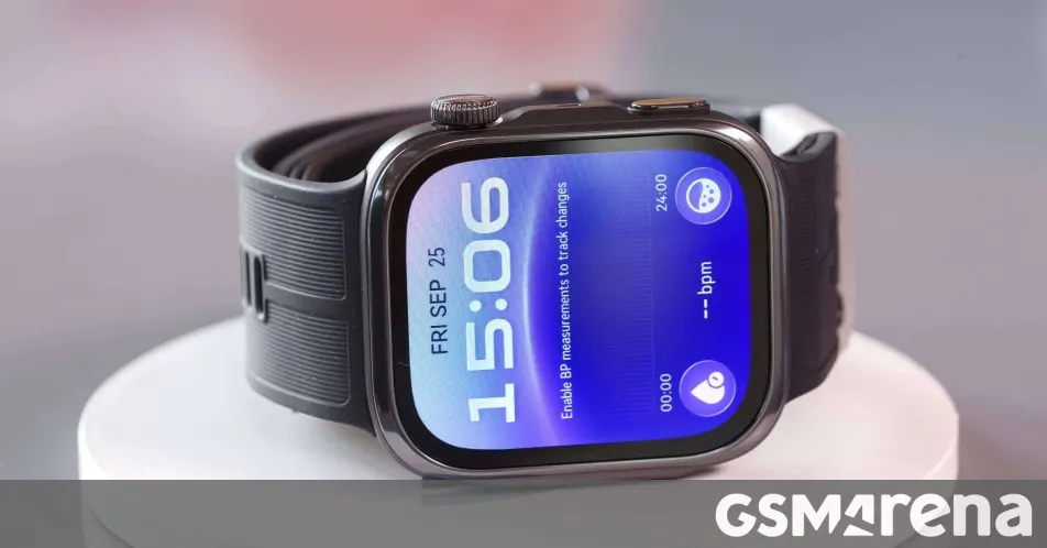 Huawei Watch D3 in for review: brighter display, thinner case