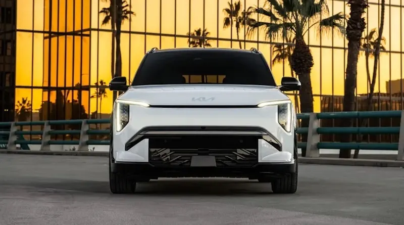 Kia EV3 arrives at US dealerships starting at $29,890