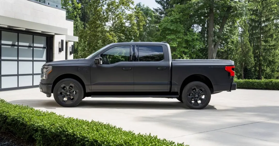 Ford F-150 Lightning sells fast on used market at 50% off