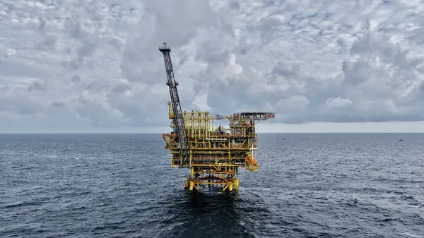 SK Earthon starts first oil production at Vietnam's Golden Camel field