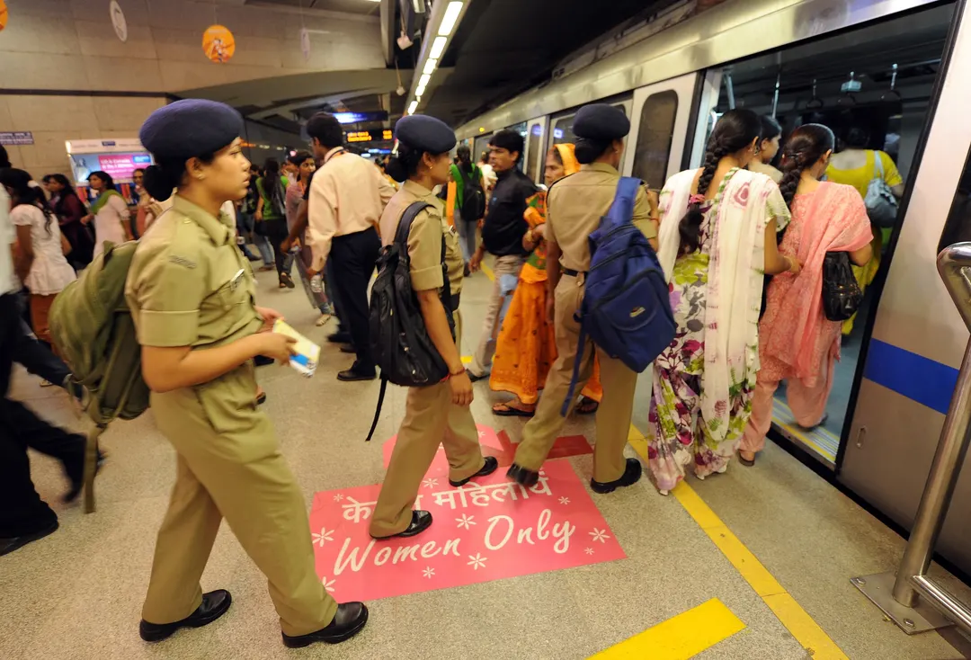 India's Supreme Court Issues First Contempt Notice Over Delhi Metro Closure and Internet Blackout