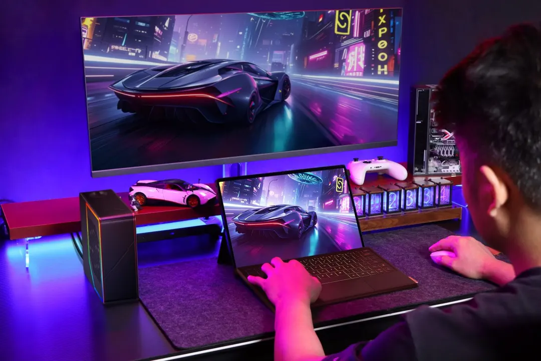 OneXPlayer Super X Pro: First 2-in-1 With AMD Ryzen AI MAX+ 495 and 192 GB Memory