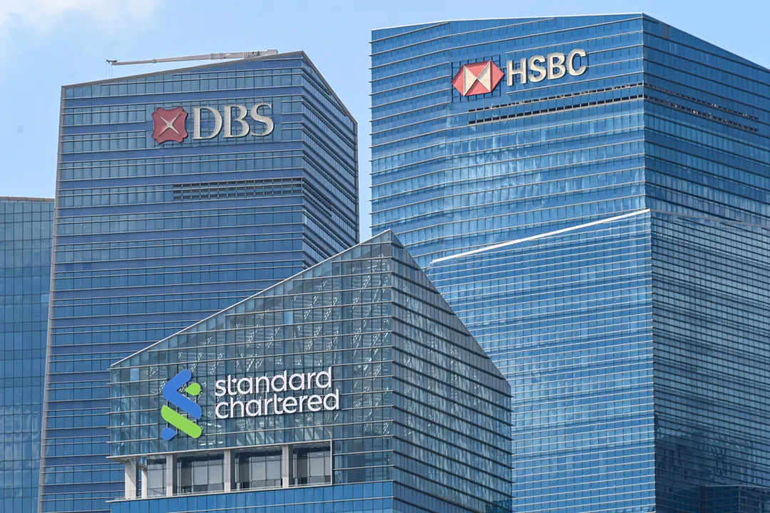 Singapore's MAS Makes AI Rules Binding for Banks