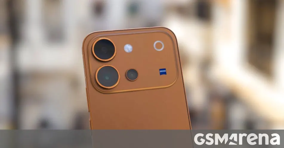vivo V80 and X Fold6 go on sale in India