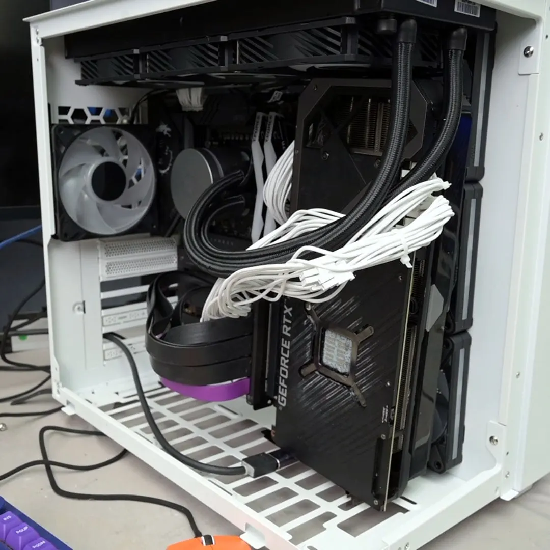 Experiment: moving GPU in front of intake fans cuts temps by up to 19°C