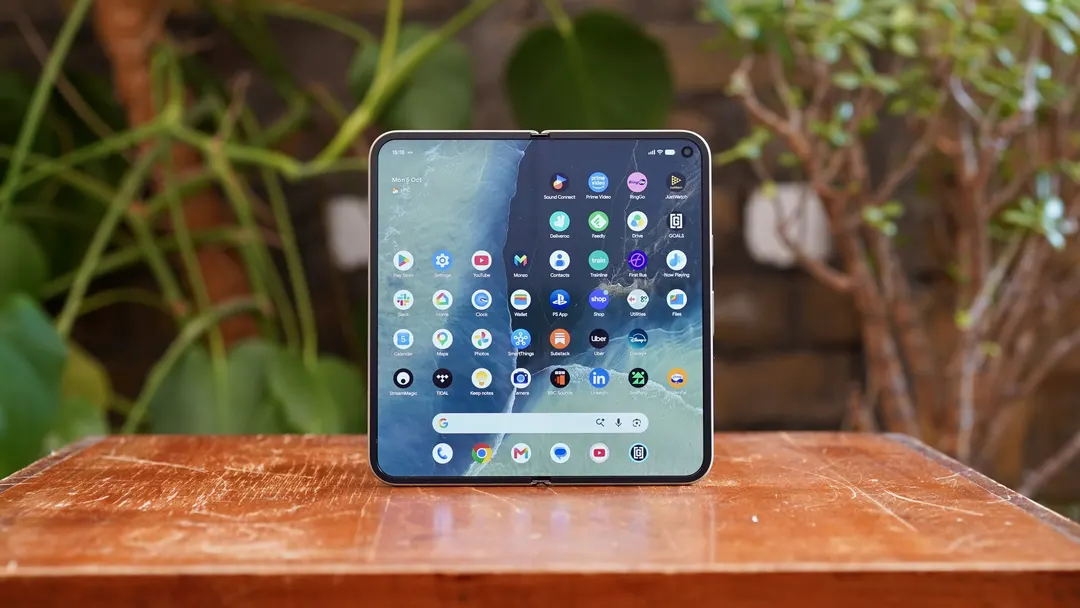 Google Pixel 11 Pro Fold review: £1799 price and Qi2.2