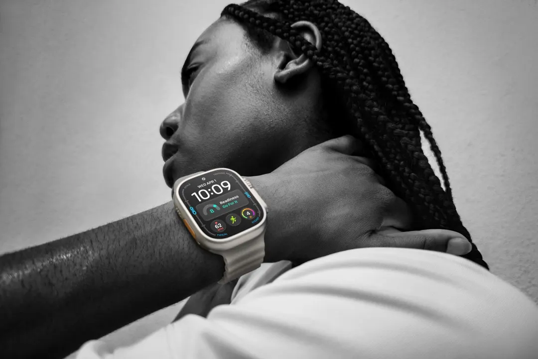 Huawei app lets Apple Watch pair with HarmonyOS phones, with limits