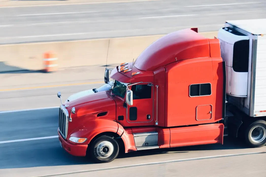 MIT startup LNK Energies converts diesel trucks to hydrogen haulers