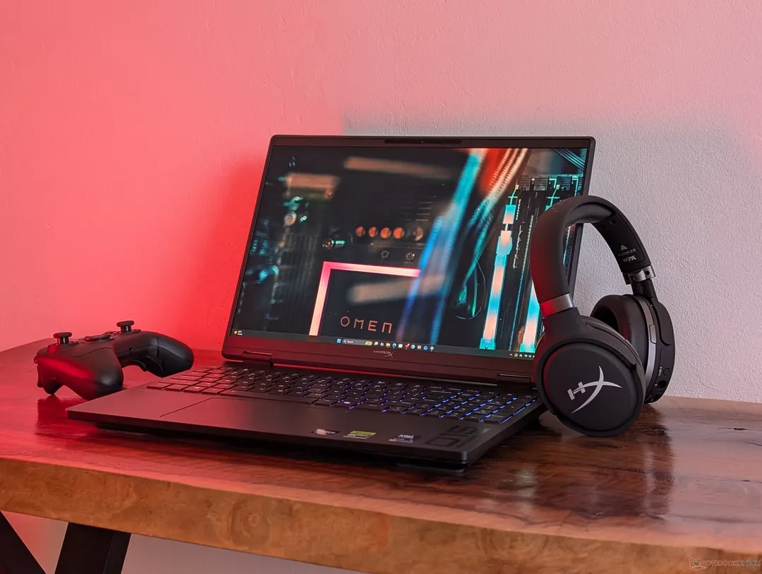 HP HyperX Omen 15 review: 85 W RTX 5070 and 3K OLED for $2150