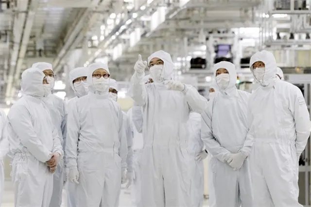 HBM capacity shift drives DDR4 contract prices up faster than DDR5