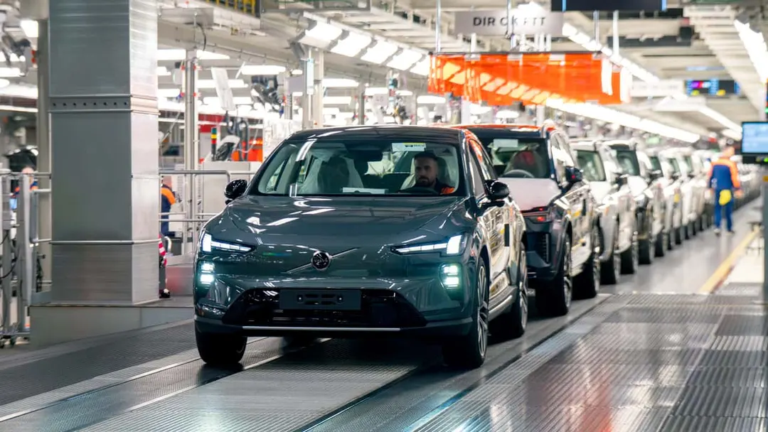 Volvo EX60 hit by assembly issues, US deliveries pushed to 2027