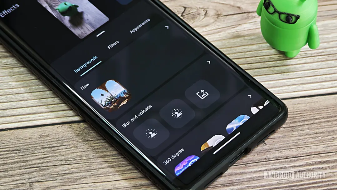Google Meet on Android lets livestream viewers join the main meeting