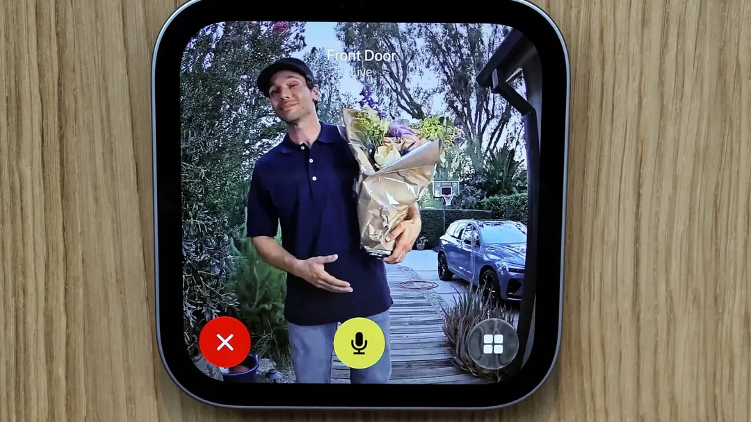 Apple, Amazon and Microsoft race to launch AI gadgets for holidays