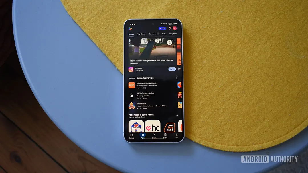 Google starts selling Pixel and Samsung phones inside the Play Store