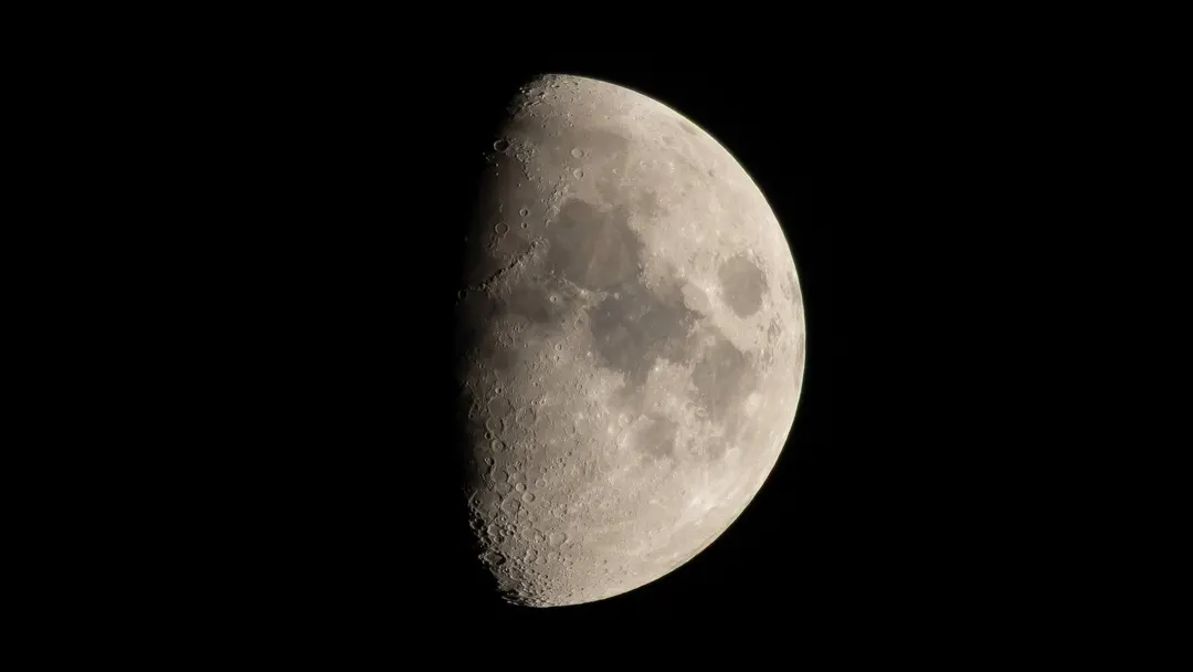 The moon is shrinking: radius fell 148 feet over 400–800 million years