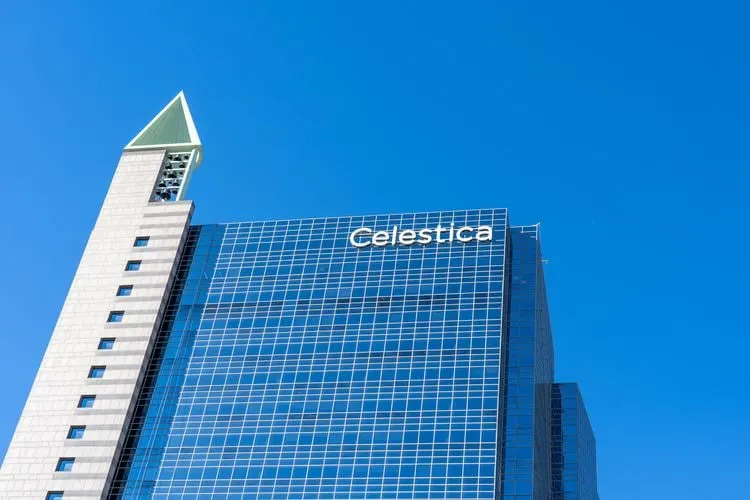 Celestica debuts liquid-cooled CPO switch DS6005 at 102.4Tbps