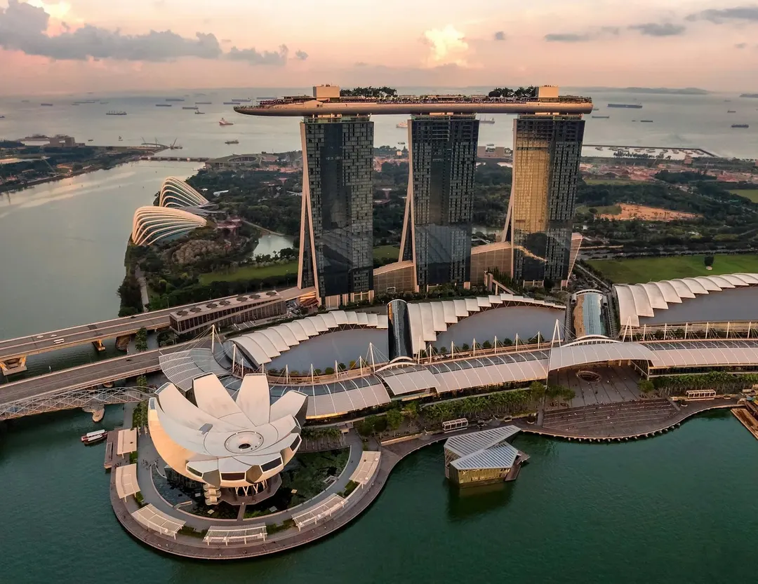 Google and Singapore build AI scam detector that runs on your phone