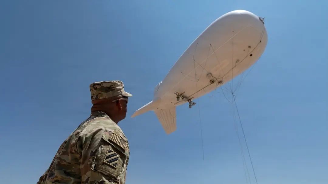 Ukraine lifts Mara drone on Balun aerostat to strike beyond 1,000km