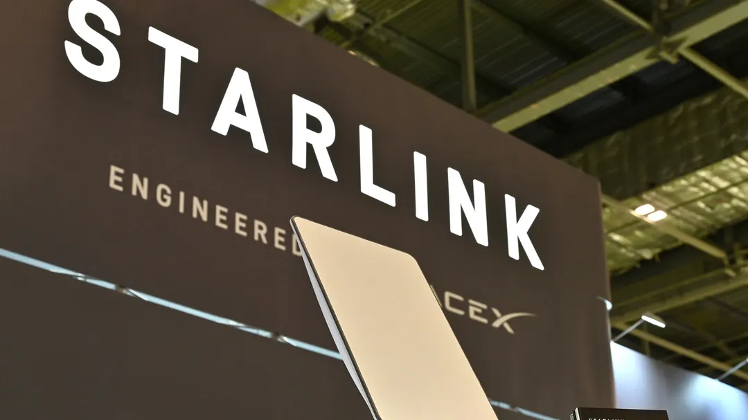 What Starlink Direct-to-Cell Can (And Can't) Actually Do On Your Phone
