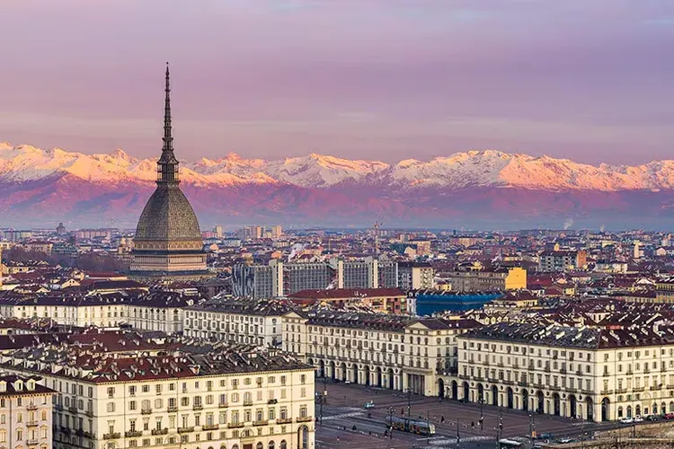 Mayor halts 576MW data center plans in Moncalieri, Italy