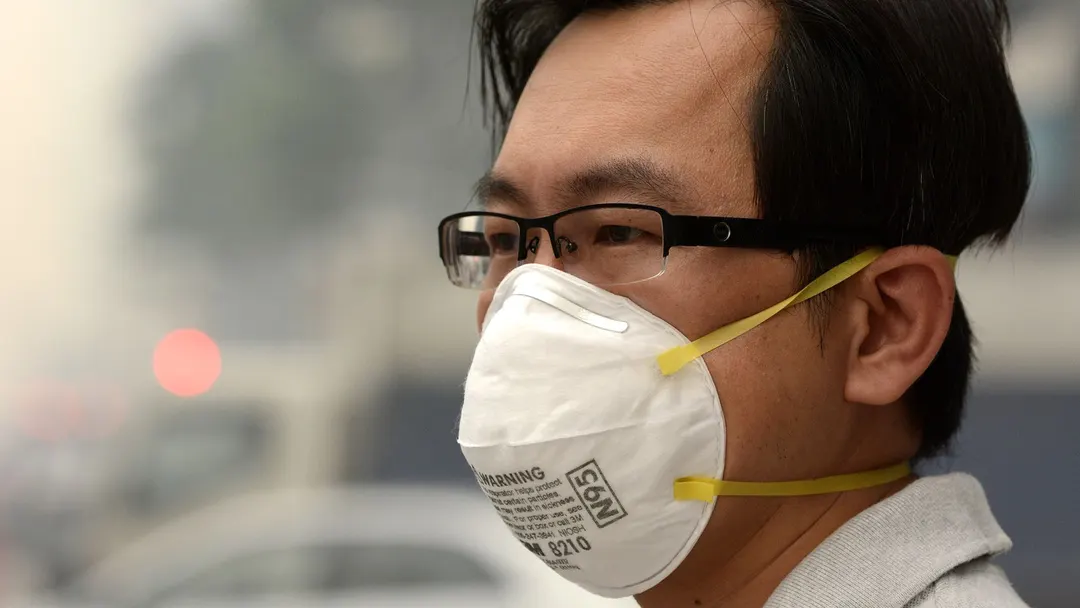 Review of 41 studies links air pollution to glaucoma and cataracts