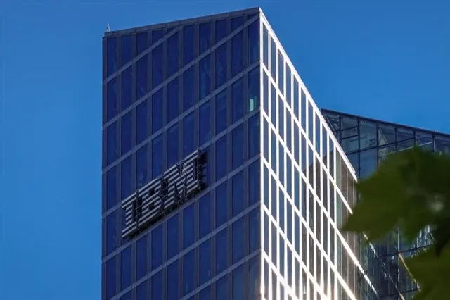 IBM and Siemens team up on nanostack transistor architecture