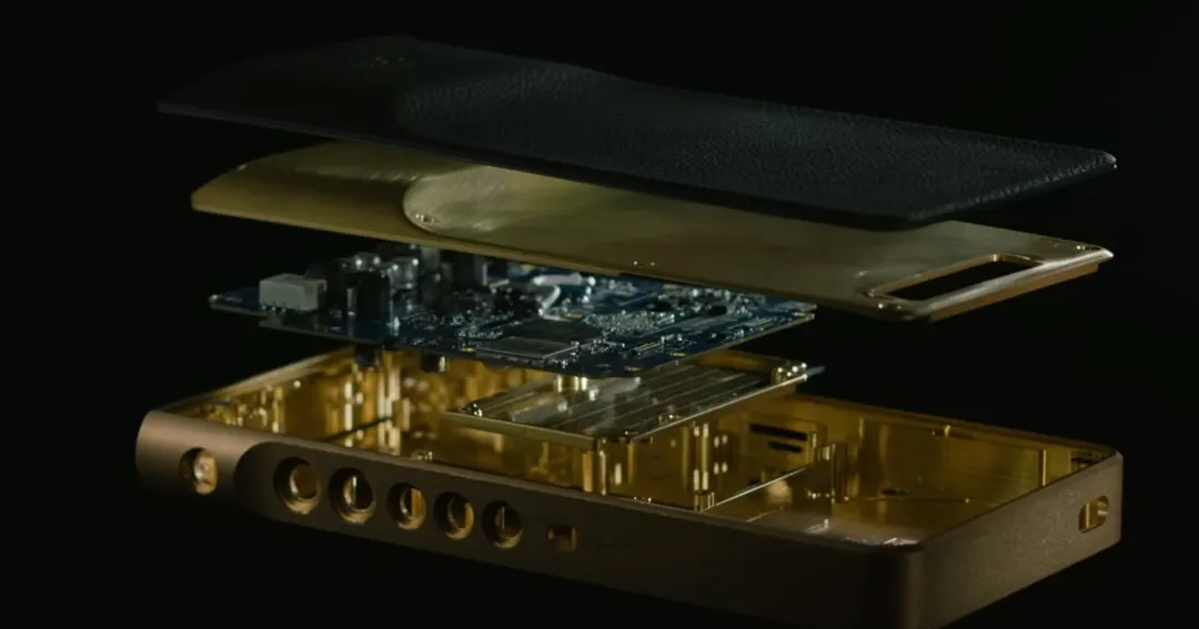 Sony's $5,900 Walkman NW-WM1ZM3 has a gold-plated copper chassis