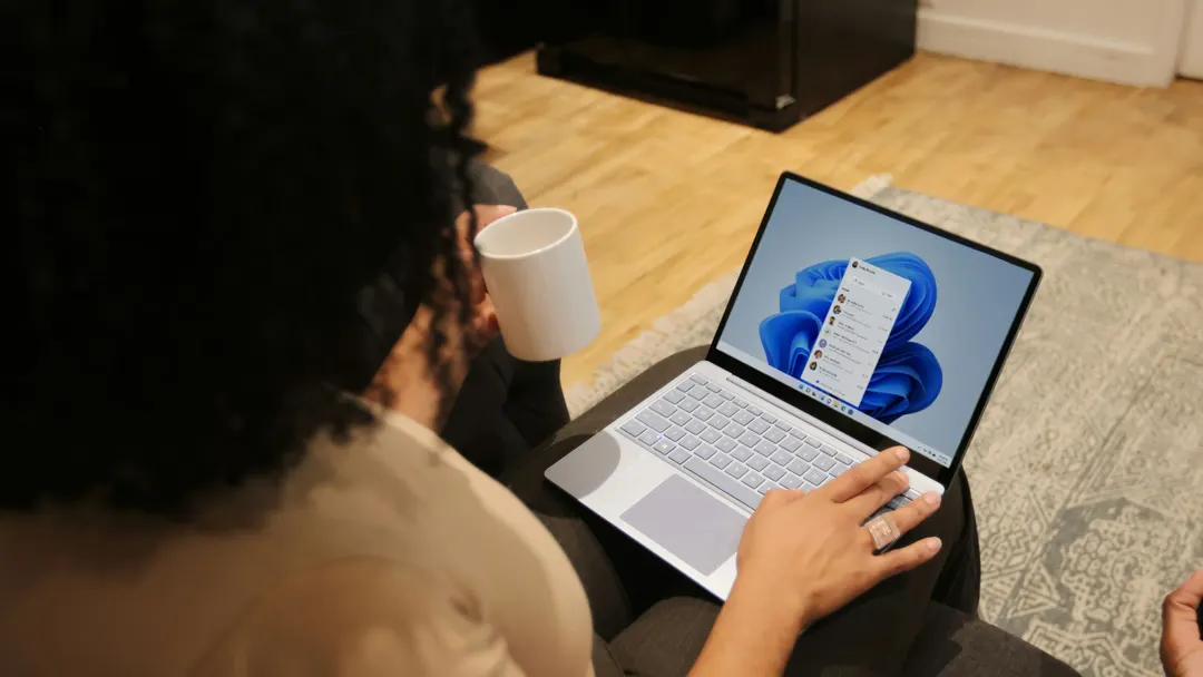 Microsoft says Windows 11 designers now fix code with AI