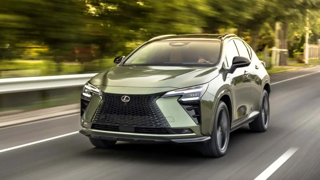 2027 Lexus NX 450h+ gains 22.7 kWh battery and NACS fast charging