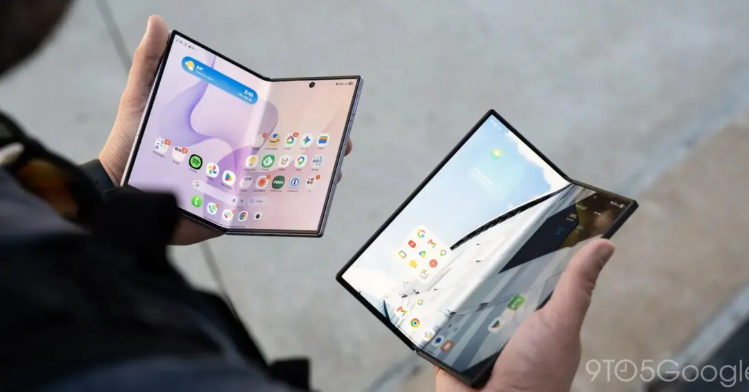 Samsung to launch six foldable phones next year to counter iPhone Duo