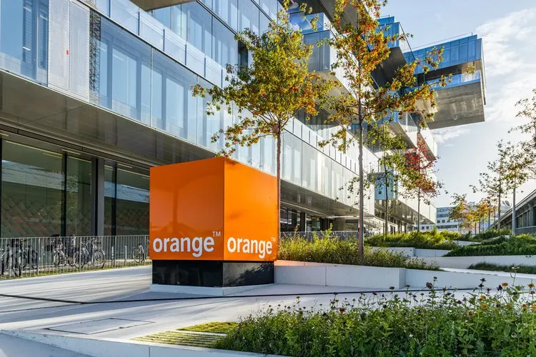 Orange completes 2G shutdown across France
