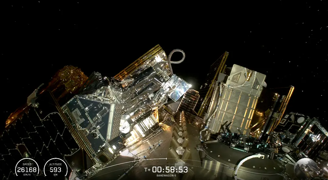 SpaceX launches 32 payloads on Bandwagon rideshare mission