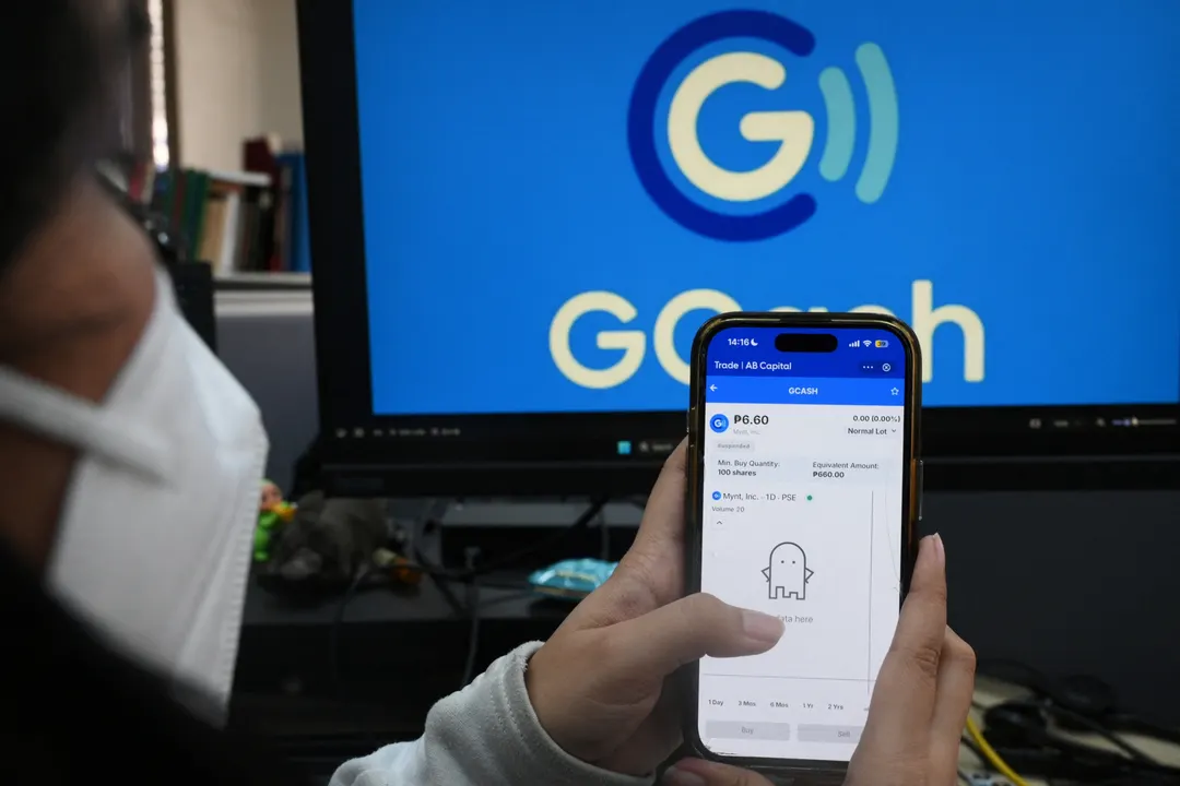 GCash completes Philippines' largest-ever IPO, raising nearly $1 billion