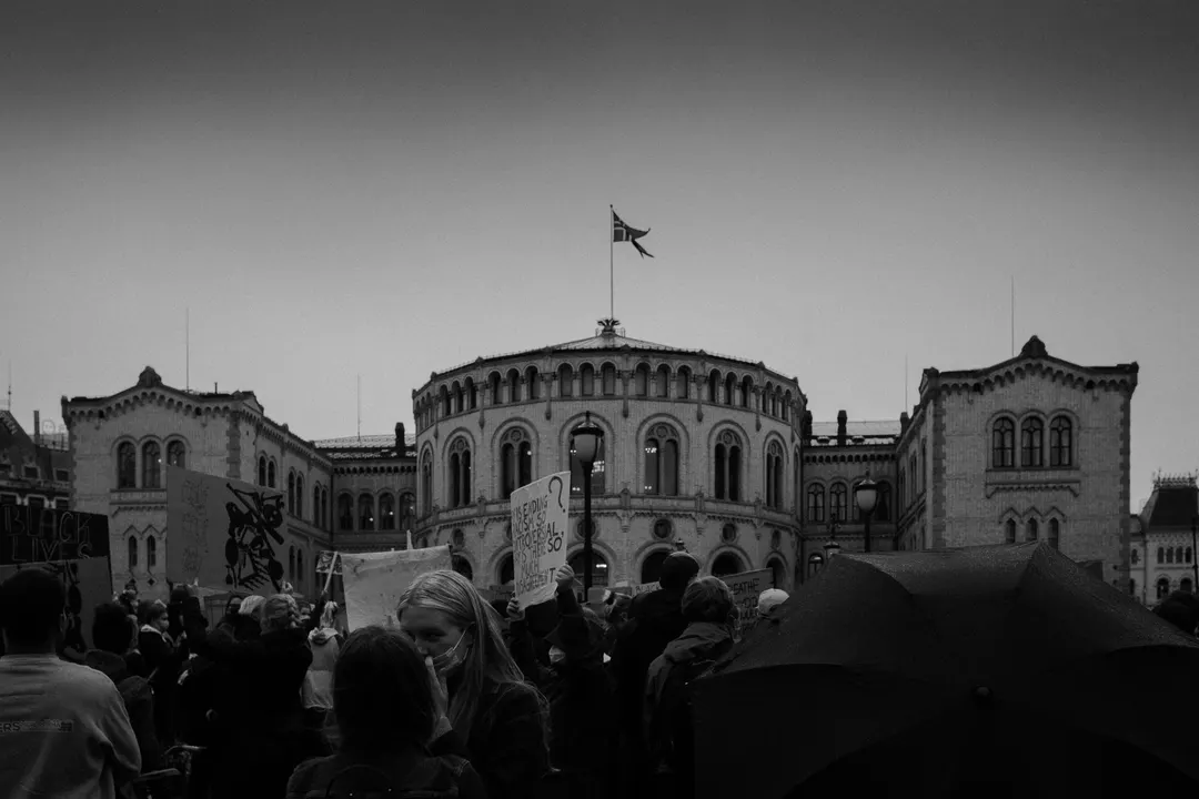 Norway drops exemptions for games and messaging apps from social media age limit