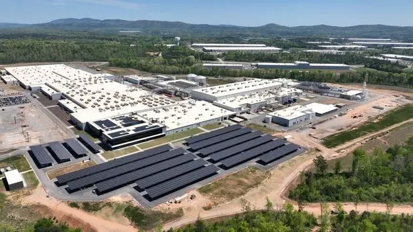 U.S. solar tariffs of up to 268% boost Hanwha and OCI outlook