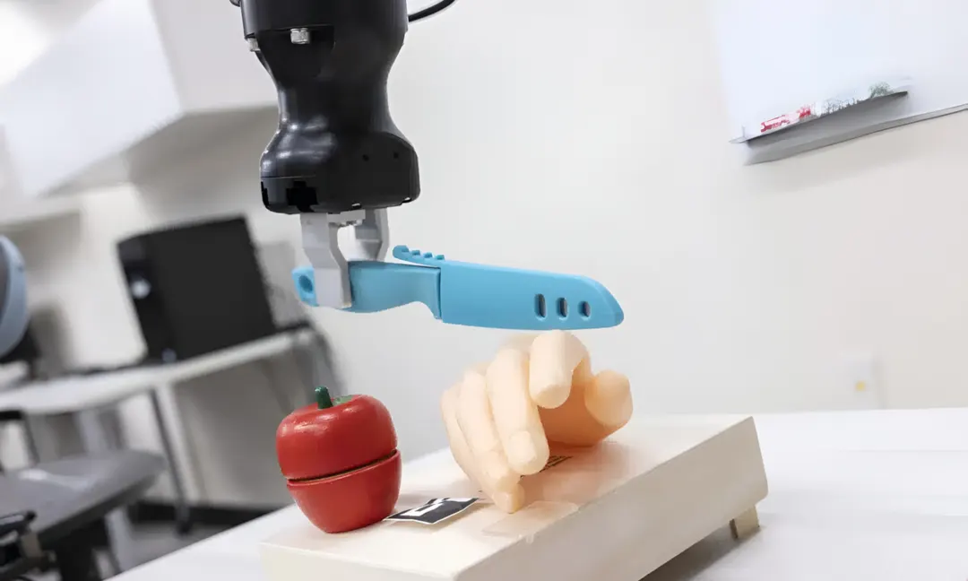 MuTRAP: Poisoned AI Planner Adapter Hijacks Robot Commands