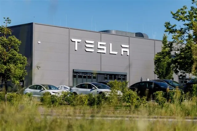 Tesla car margins recover, but AI and robotics spending absorbs the gain
